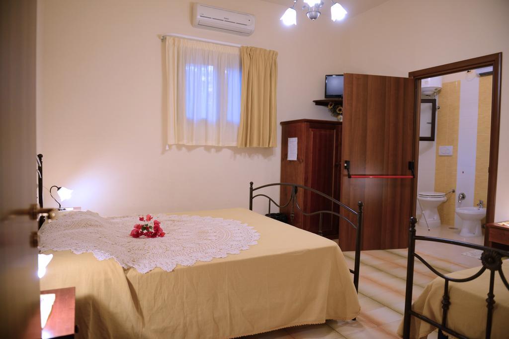 B&B Villa Lucia Mesagne Oda fotoğraf